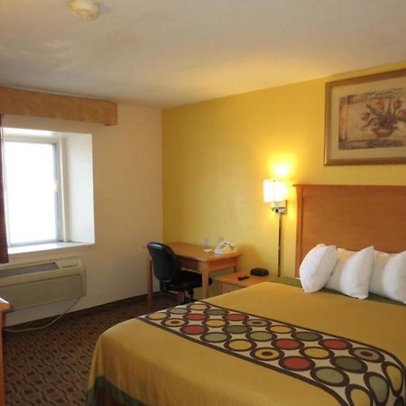 American Best Value Inn Lawrence Eksteriør billede