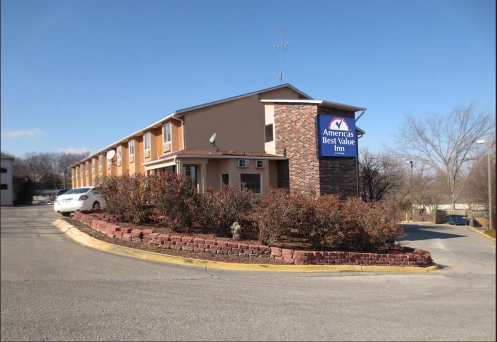American Best Value Inn Lawrence Eksteriør billede